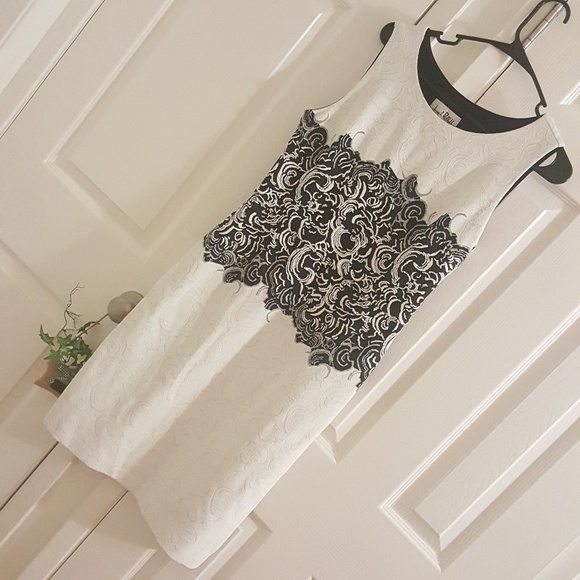 Joseph Ribkoff Dresses & Skirts - Joseph Ribkoff Black White Sleeveless Dress